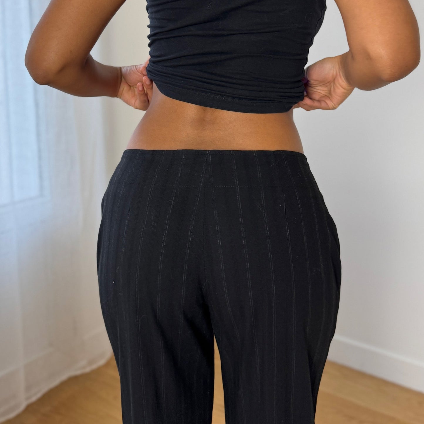Vintage Euro Black Tonal Pinstripe Low Rise Wide Leg Trousers (Small)