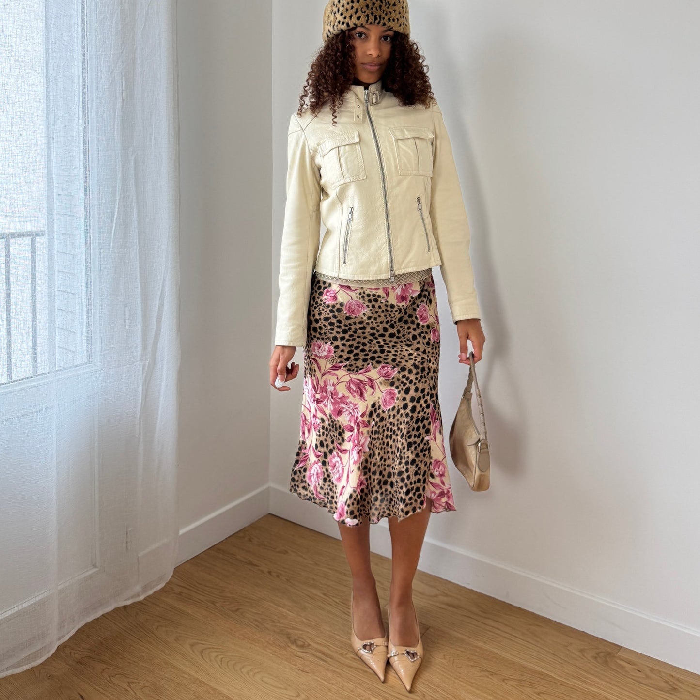 Vintage Euro ivory leather moto zip jacket with buckle collar (Small)