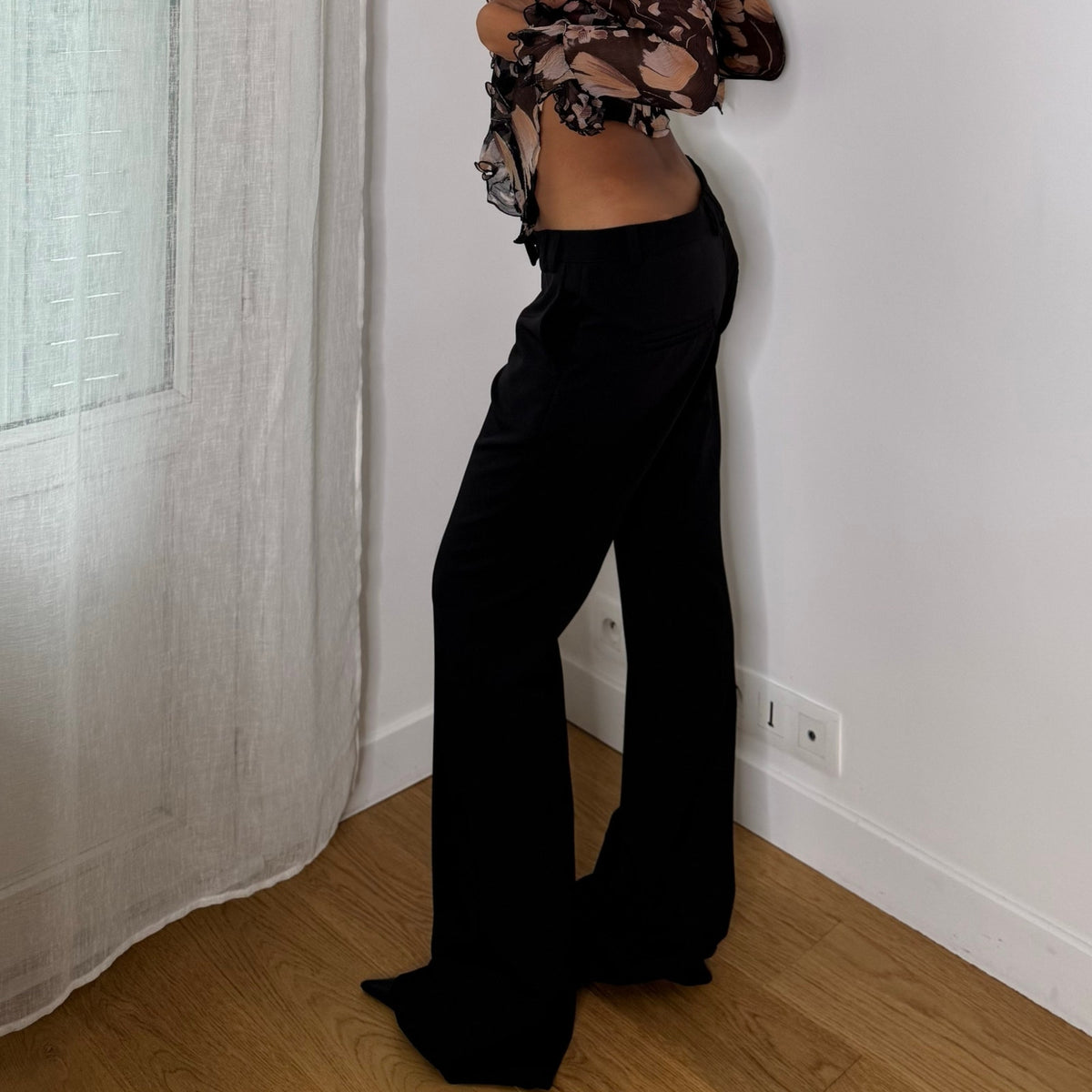 Italian Vintage Black Low Rise Tailored Straight Leg Flared Trousers