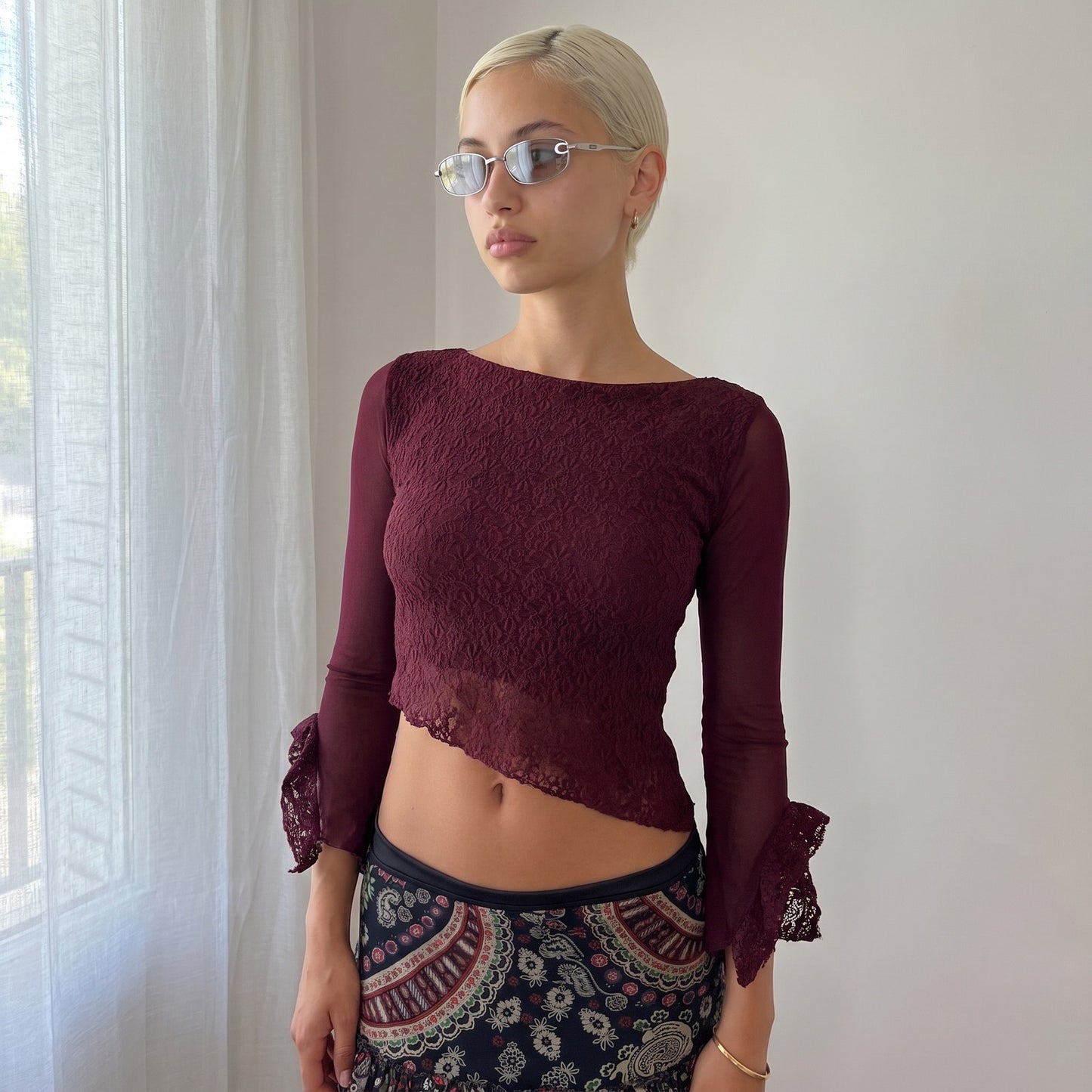 Vintage Italian Burgundy Floral Lace Mesh Crop Top Y2K (S)