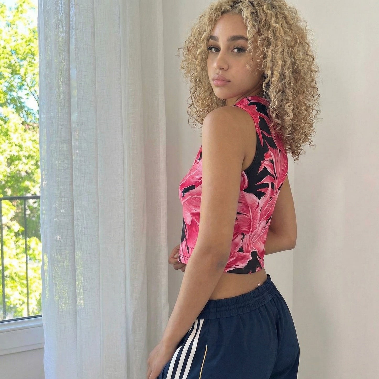 Vintage Black Pink Tropical Print Slinky Mock Neck Top Y2K Euro (S/M)