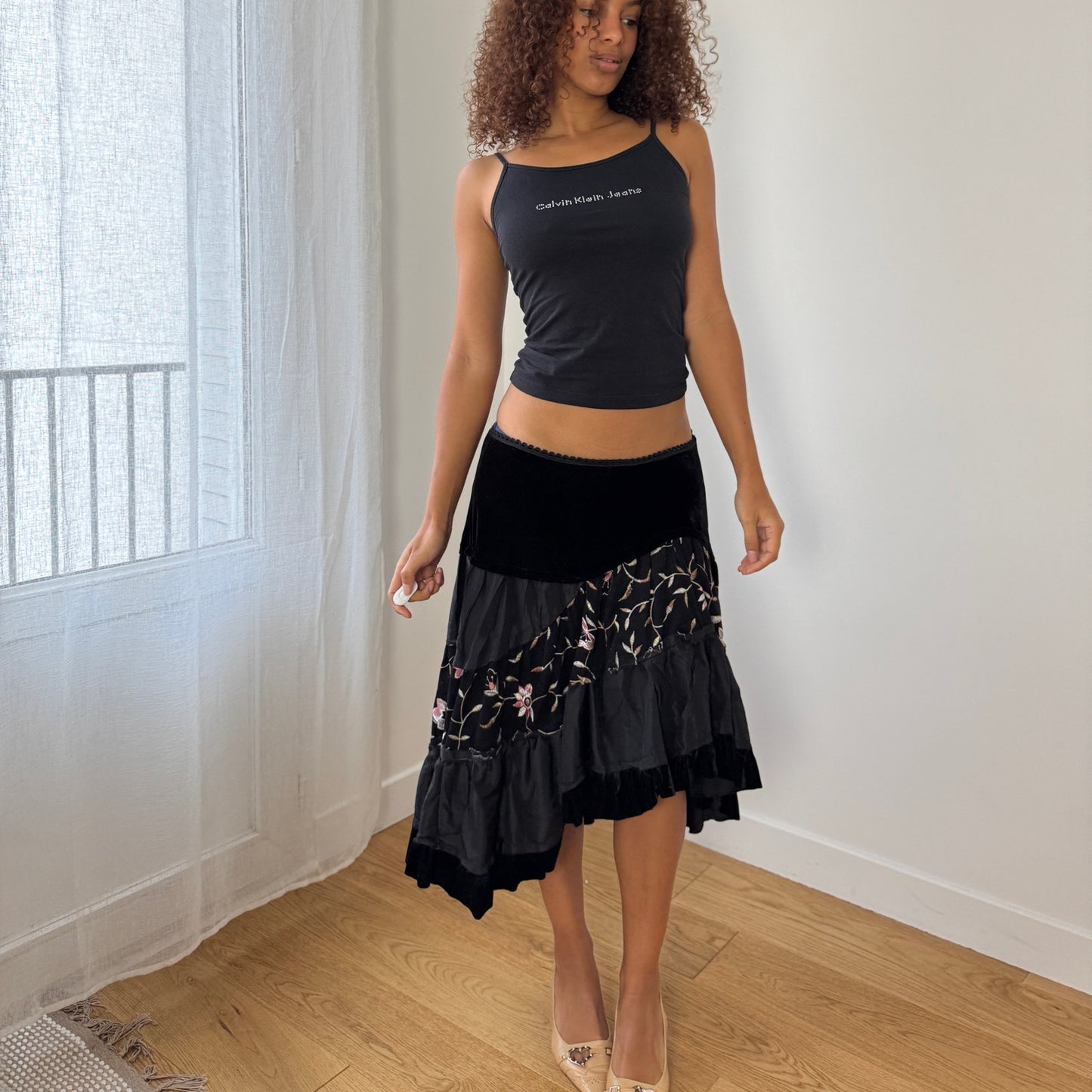 Vintage Italian black embroidered chiffon midi skirt with elastic waistband S/M