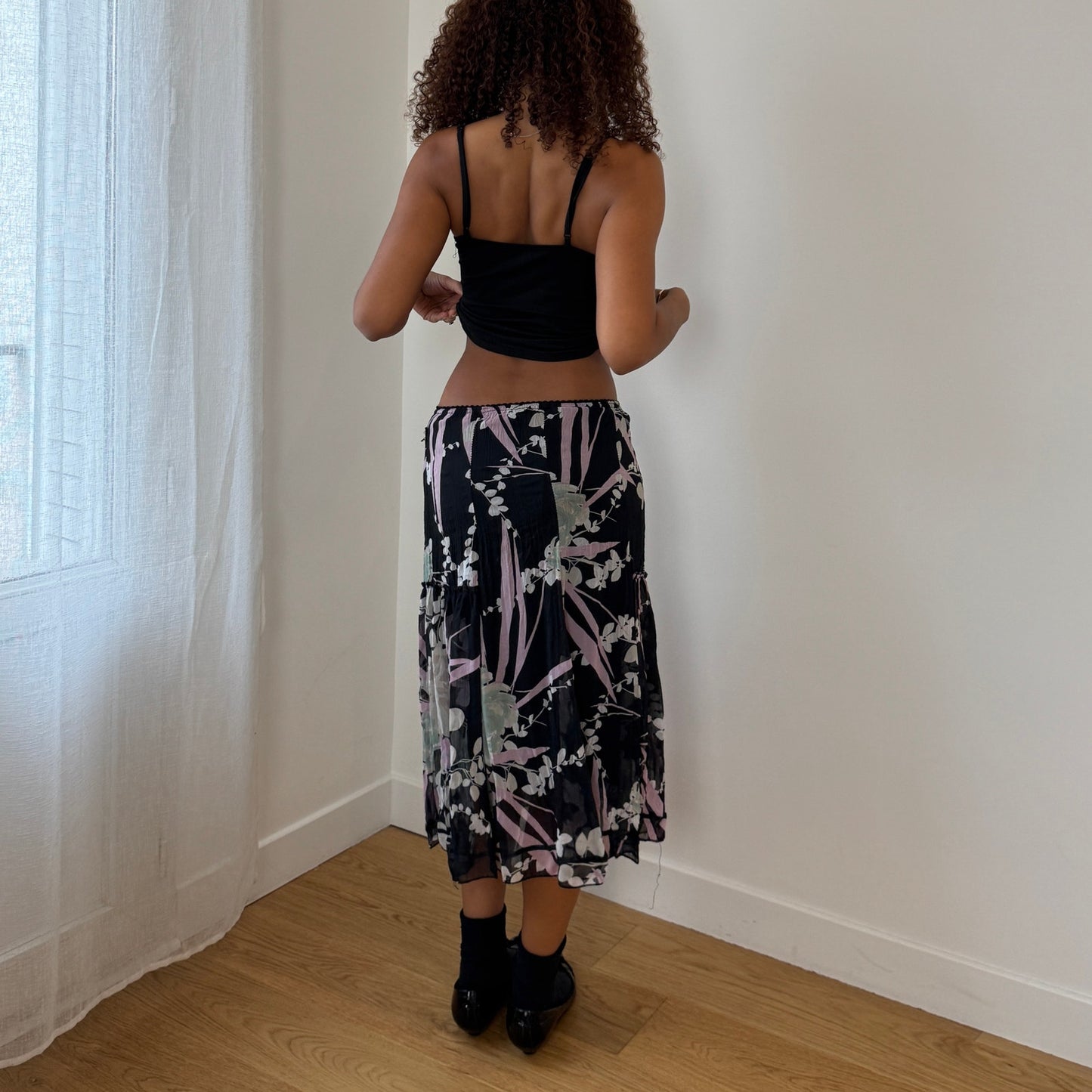 Vintage Italian black floral mesh midi skirt with abstract floral print (XS/S)