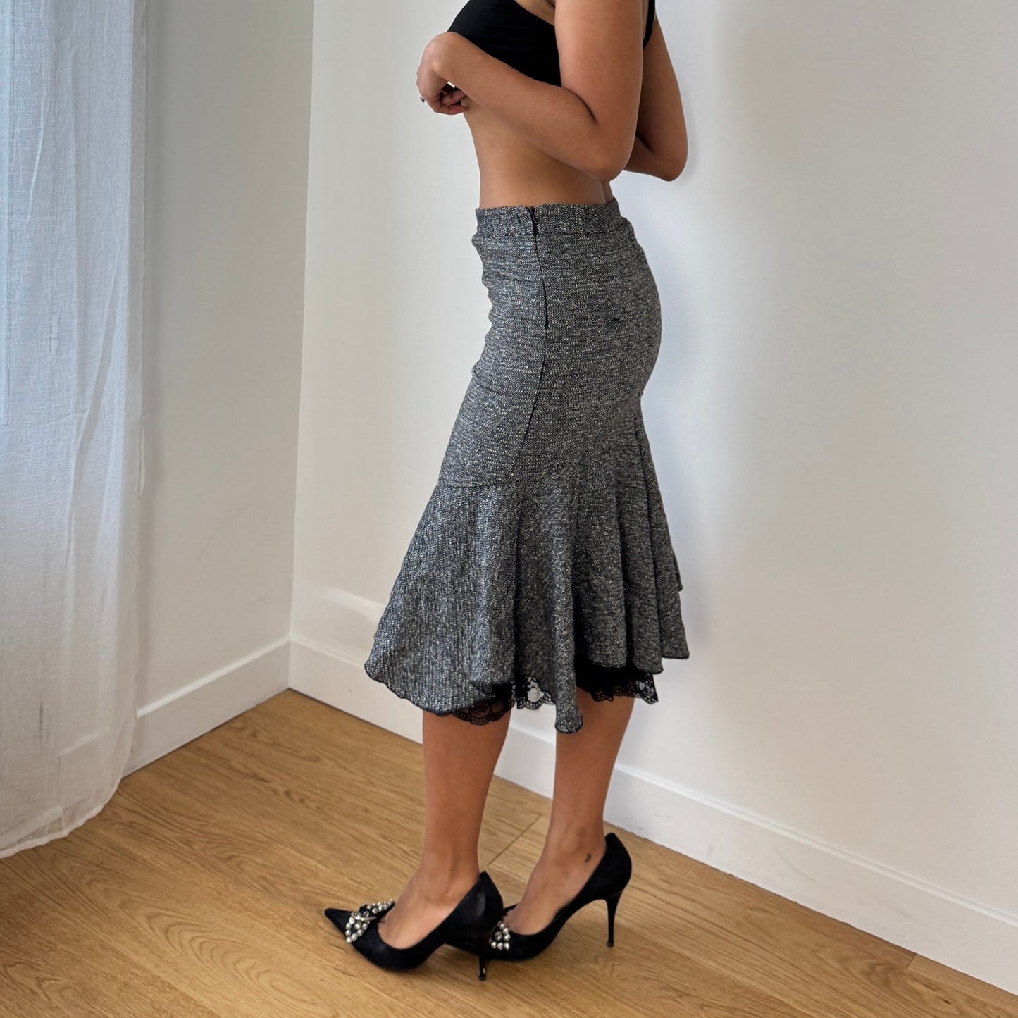 Vintage Italian grey tweed wool blend midi skirt with asymmetric flared hem and black lace underlayer (XS)