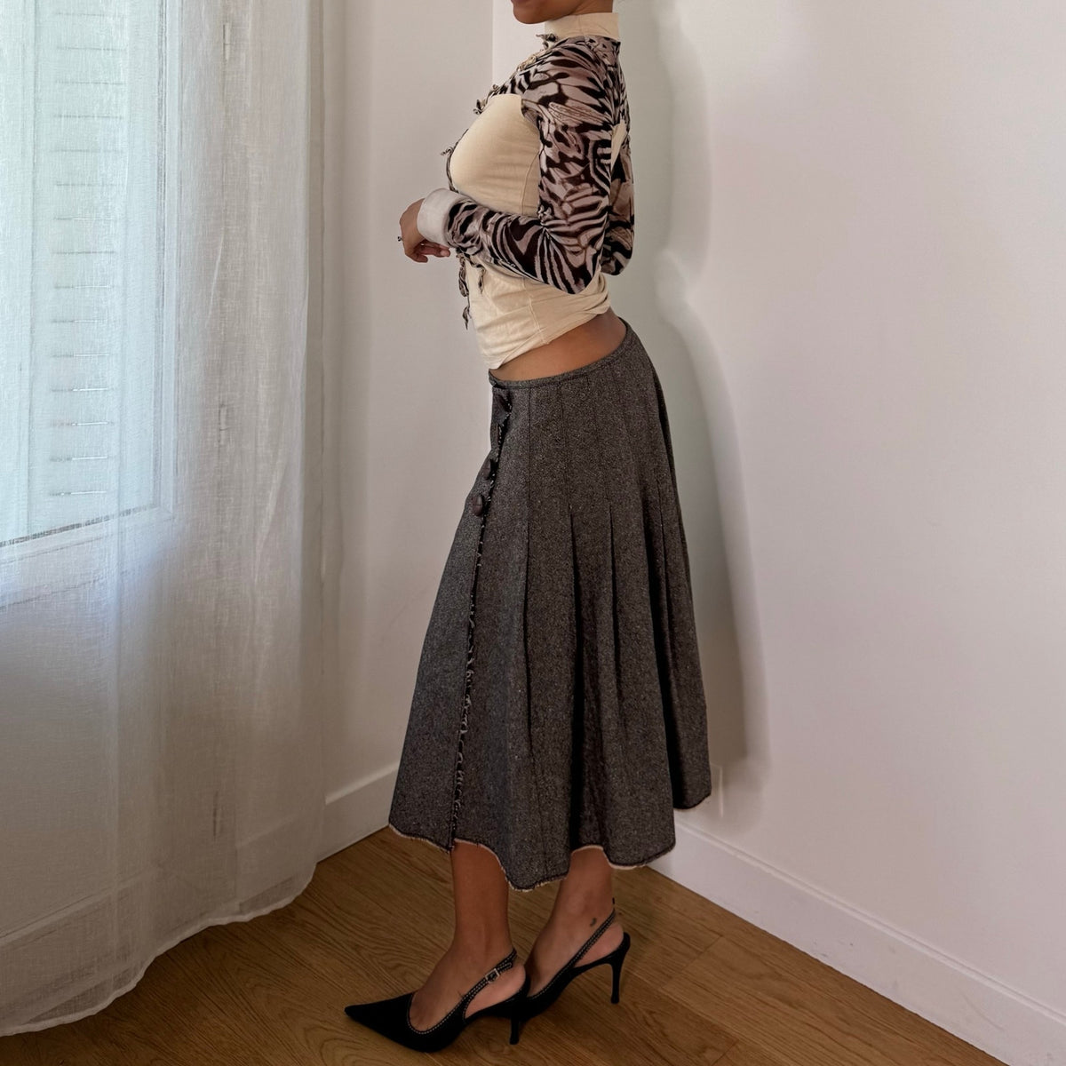 Italian vintage grey wool blend midi skirt with side button closure and flared A-line silhouette