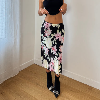 Euro Vintage black floral mesh midi skirt (Small)