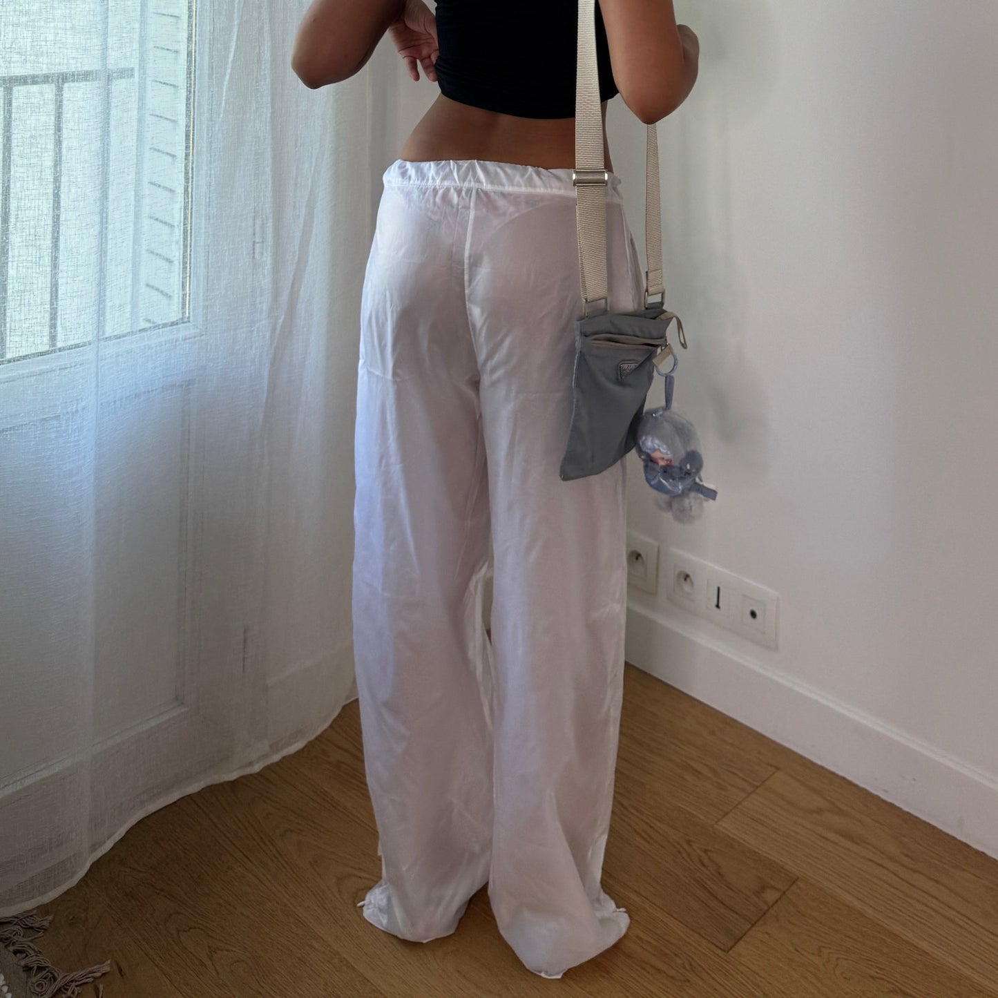Vintage White Nylon Parachute Pants Zip Ankle Italy Y2K (S/M)