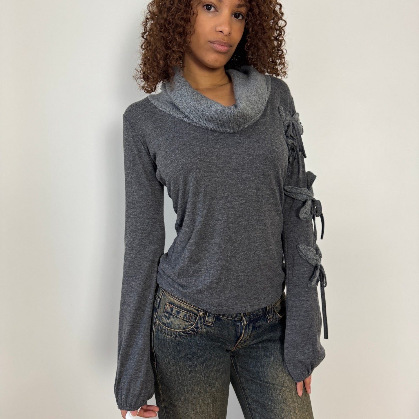 Vintage euro grey slinky long sleeve top with knit cowl neckline (S/M)