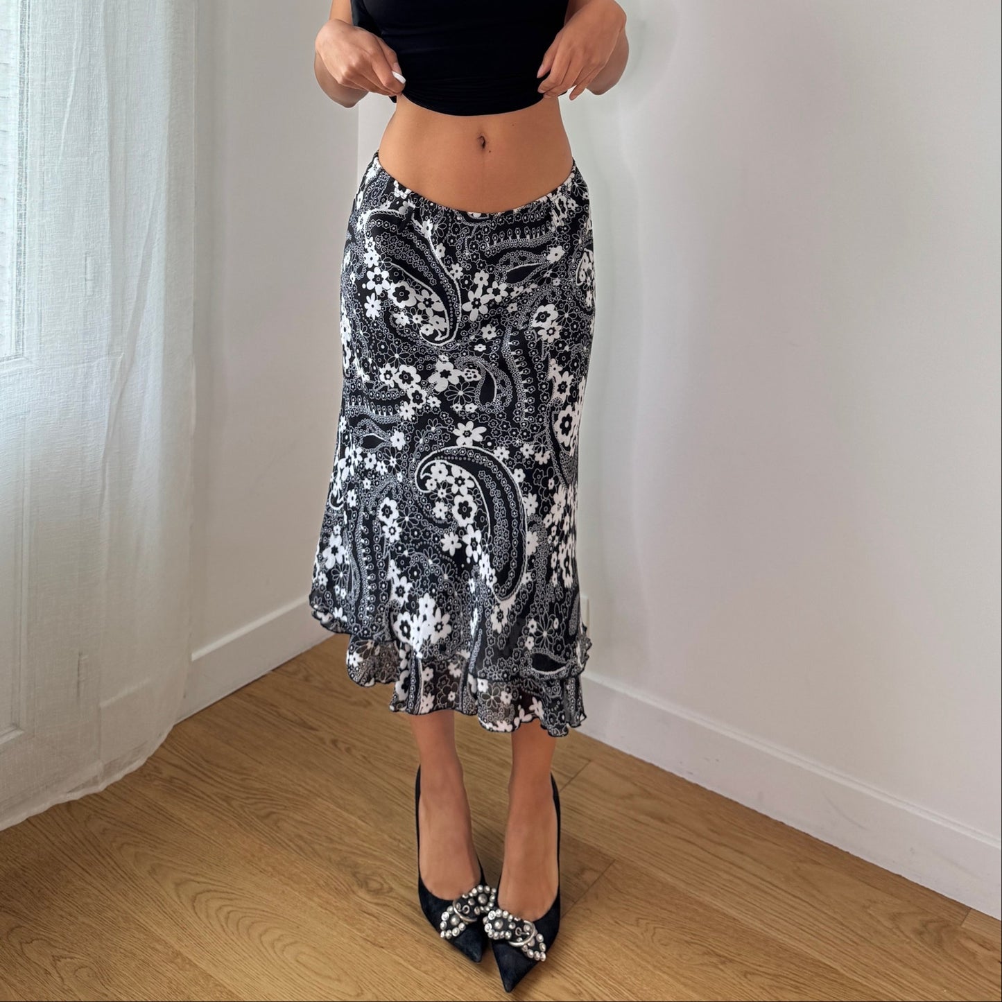 Vintage Black White Paisley Mesh Midi Skirt Y2K Ruffle Hem Skirt (S) ⠀