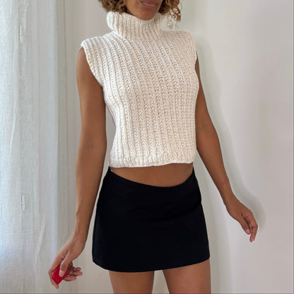 French Vintage Ivory Cream Chunky Cable Knit Sleeveless Turtleneck Cropped Sweater Vest