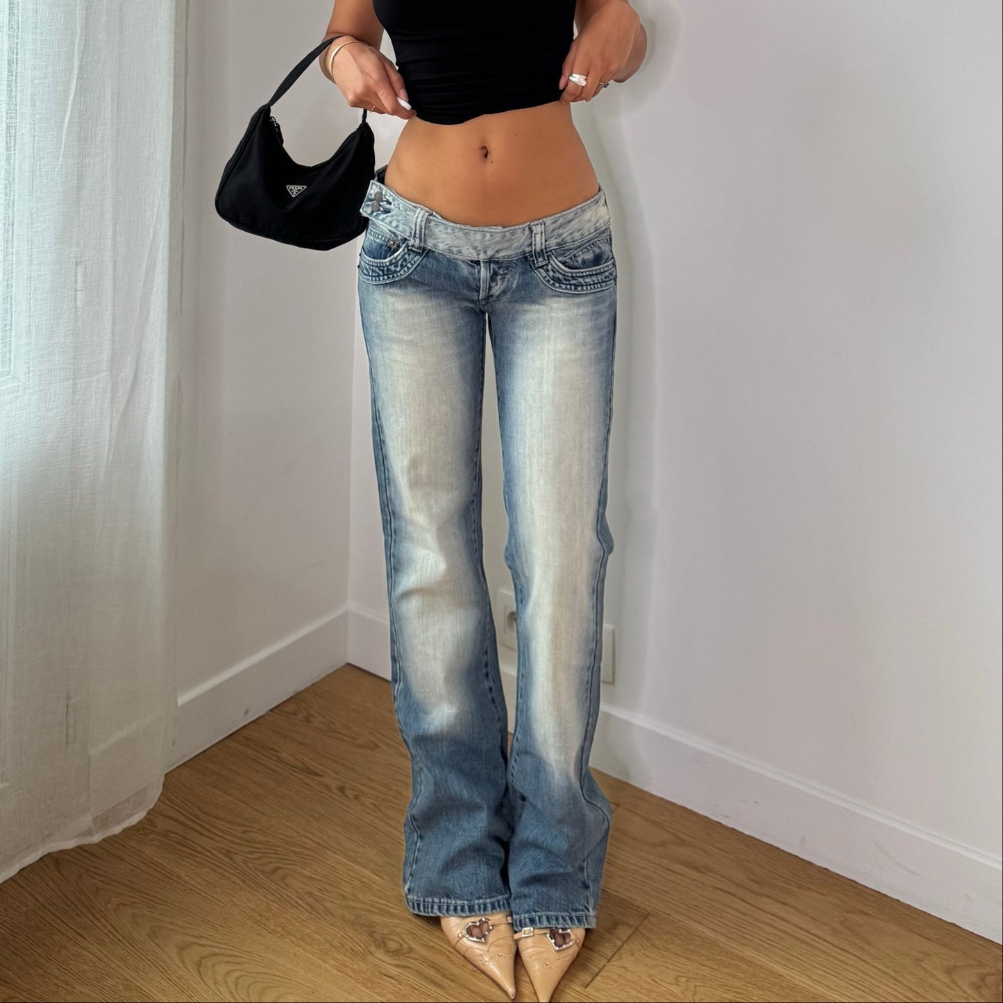 Vintage Low Rise Light Wash Flared Jeans Euro Y2K (S)