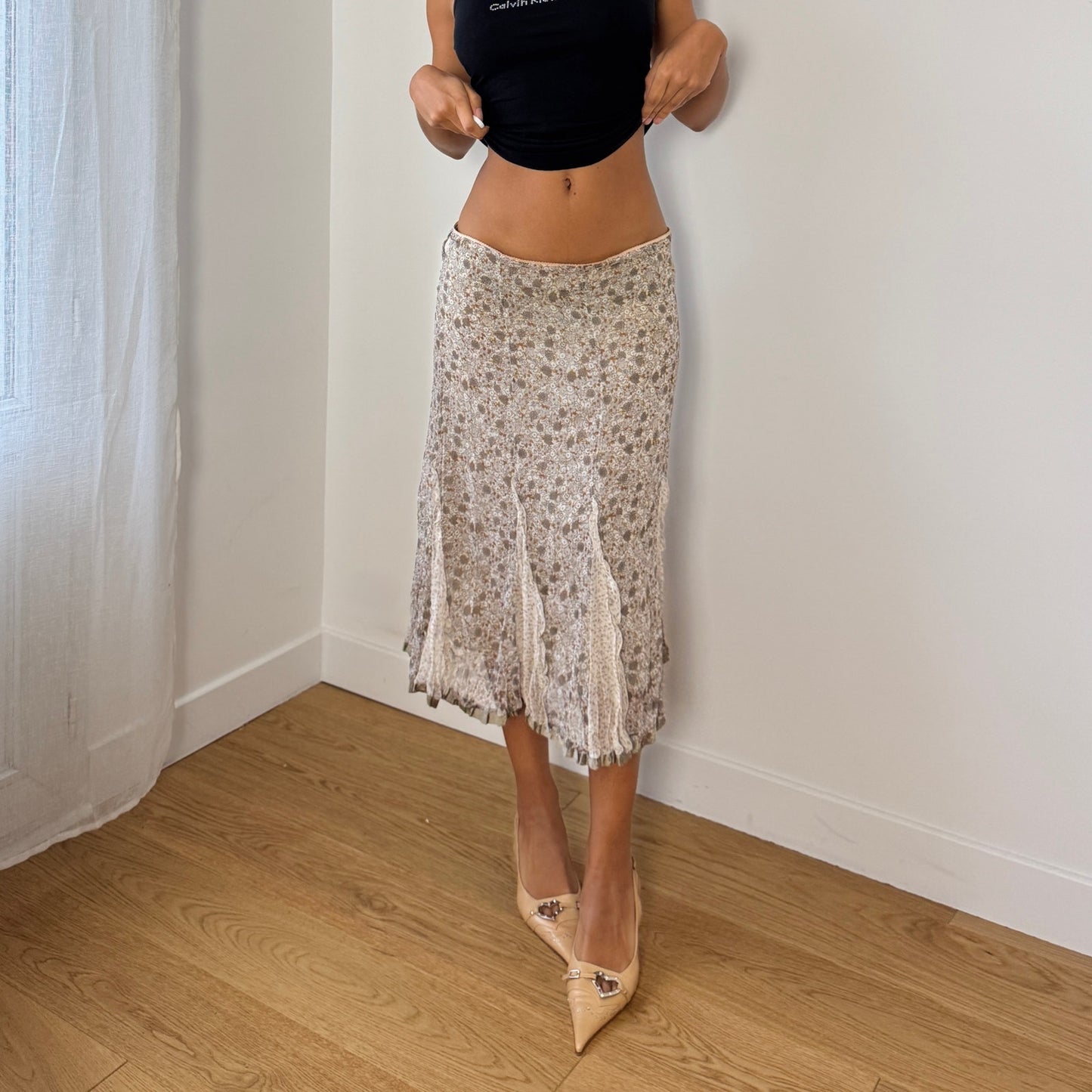 Vintage Italian floral chiffon midi skirt with flounced hem (S/M)