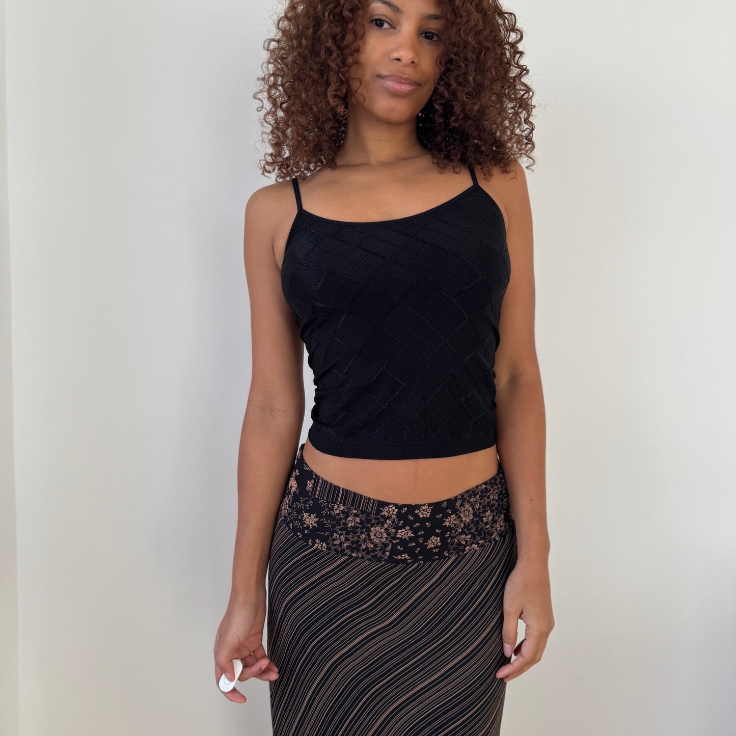 Vintage Euro Y2K Black Textured Slinky Cami Top (Small)