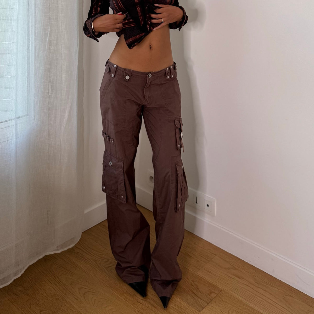Italian Vintage Brown Low Rise Cargo Parachute Pants with Buckle Waist & Utility Pockets