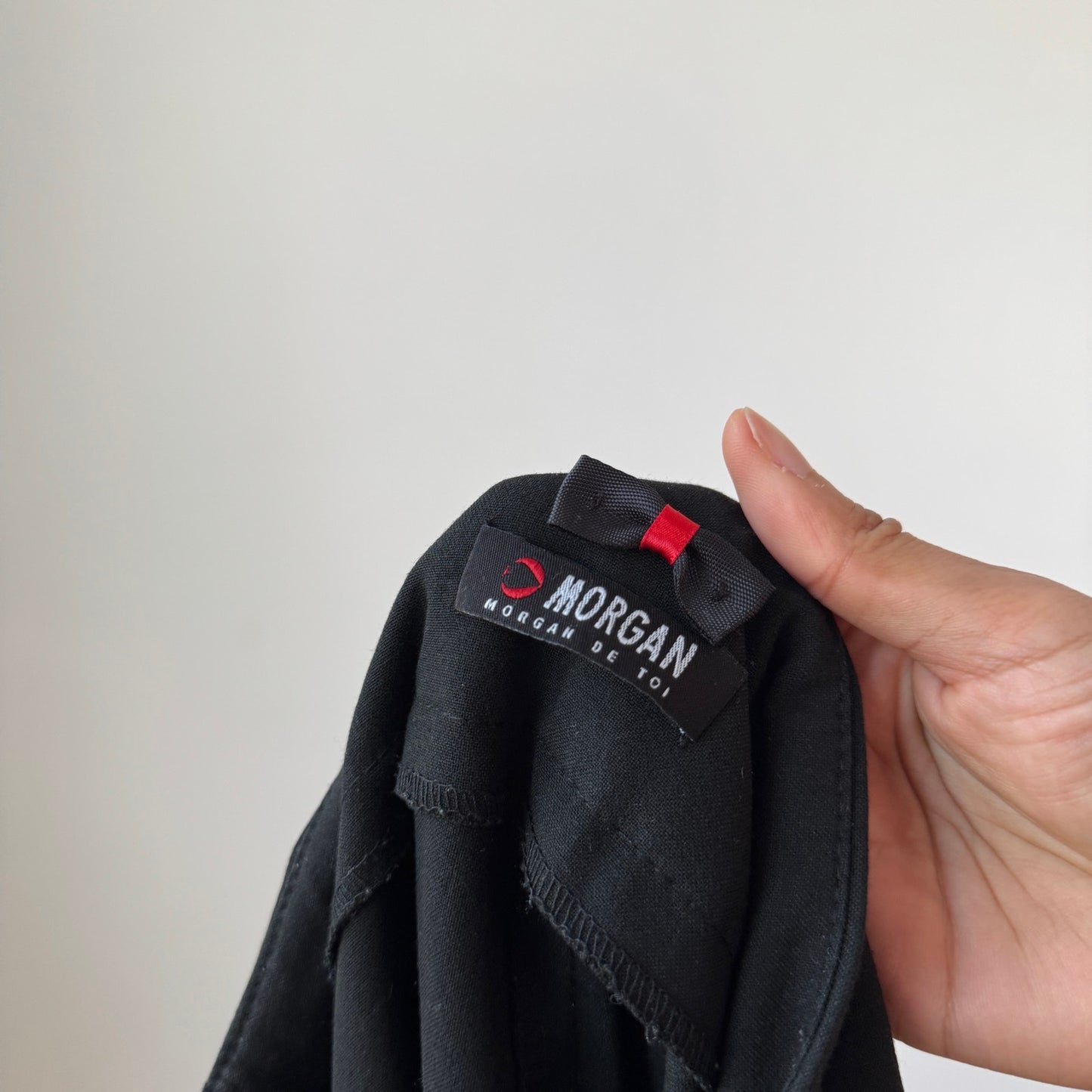 Vintage Black Capri Shorts Low Rise Y2K Morgan Polyester Viscose (XS/S)