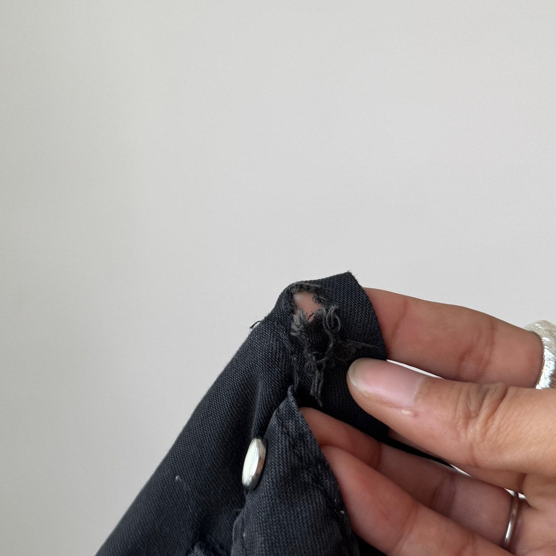 Vintage Levi’s Black Denim Cropped Shirt Asymmetrical Distressed Y2K Top (S)