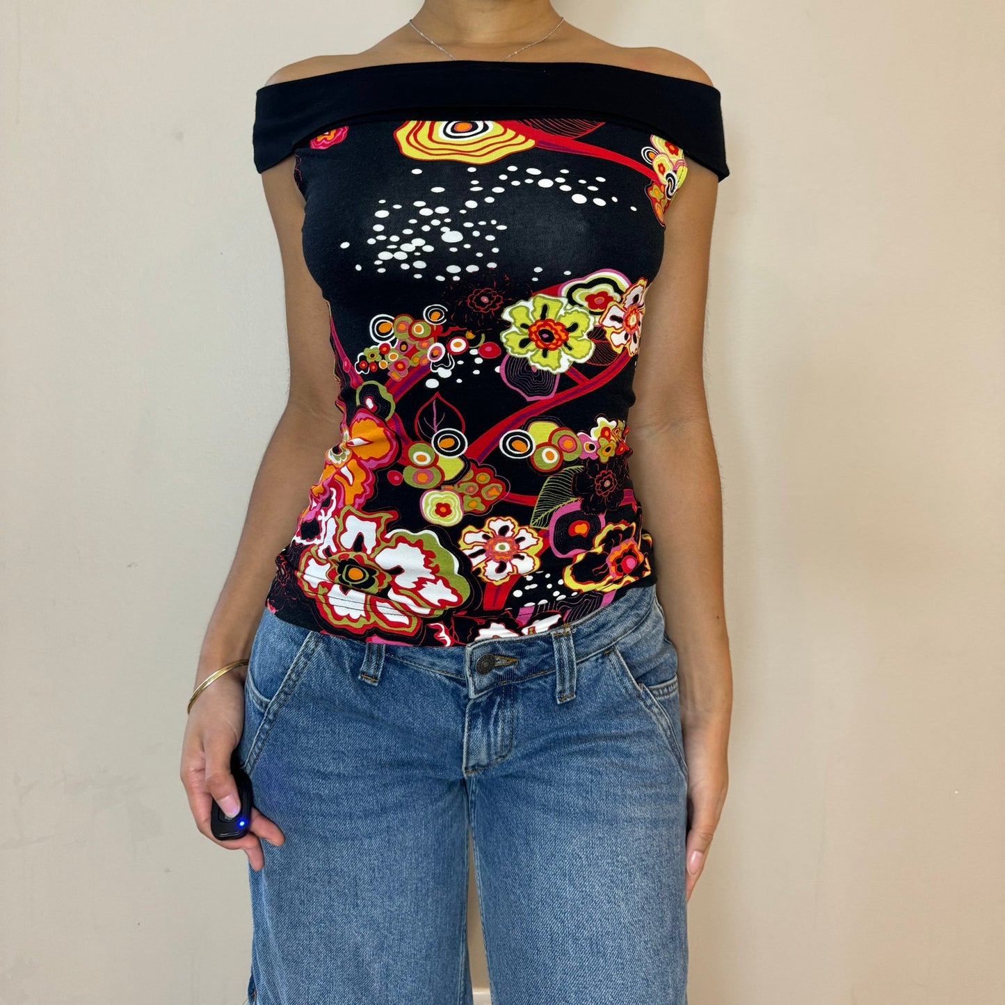 French vintage slinky off the shoulder floral blouse (XS/S) euro fitted