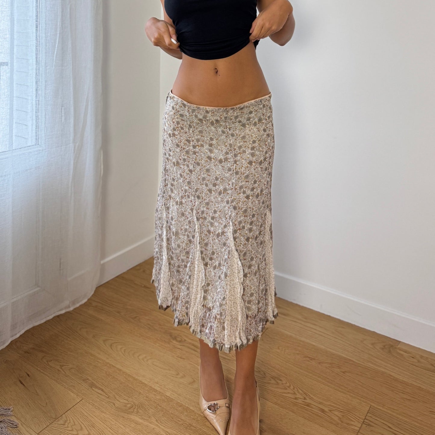 Vintage Italian floral chiffon midi skirt with flounced hem (S/M)