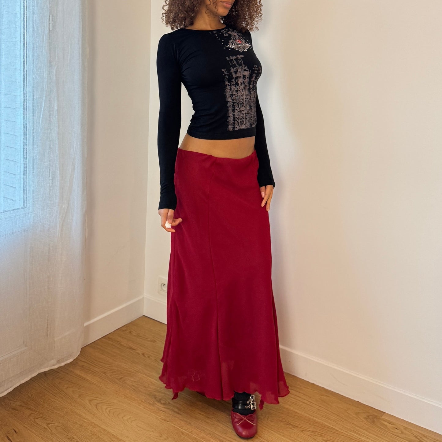 Vintage Italian burgundy / red mesh maxi skirt (Medium)