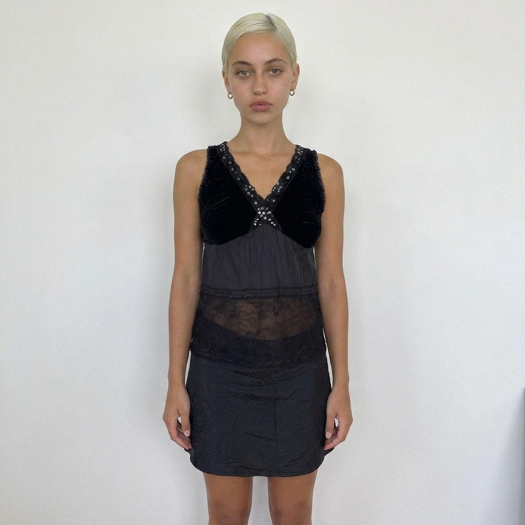 Vintage Euro Black Velvet Sequin Lace Top (XS)