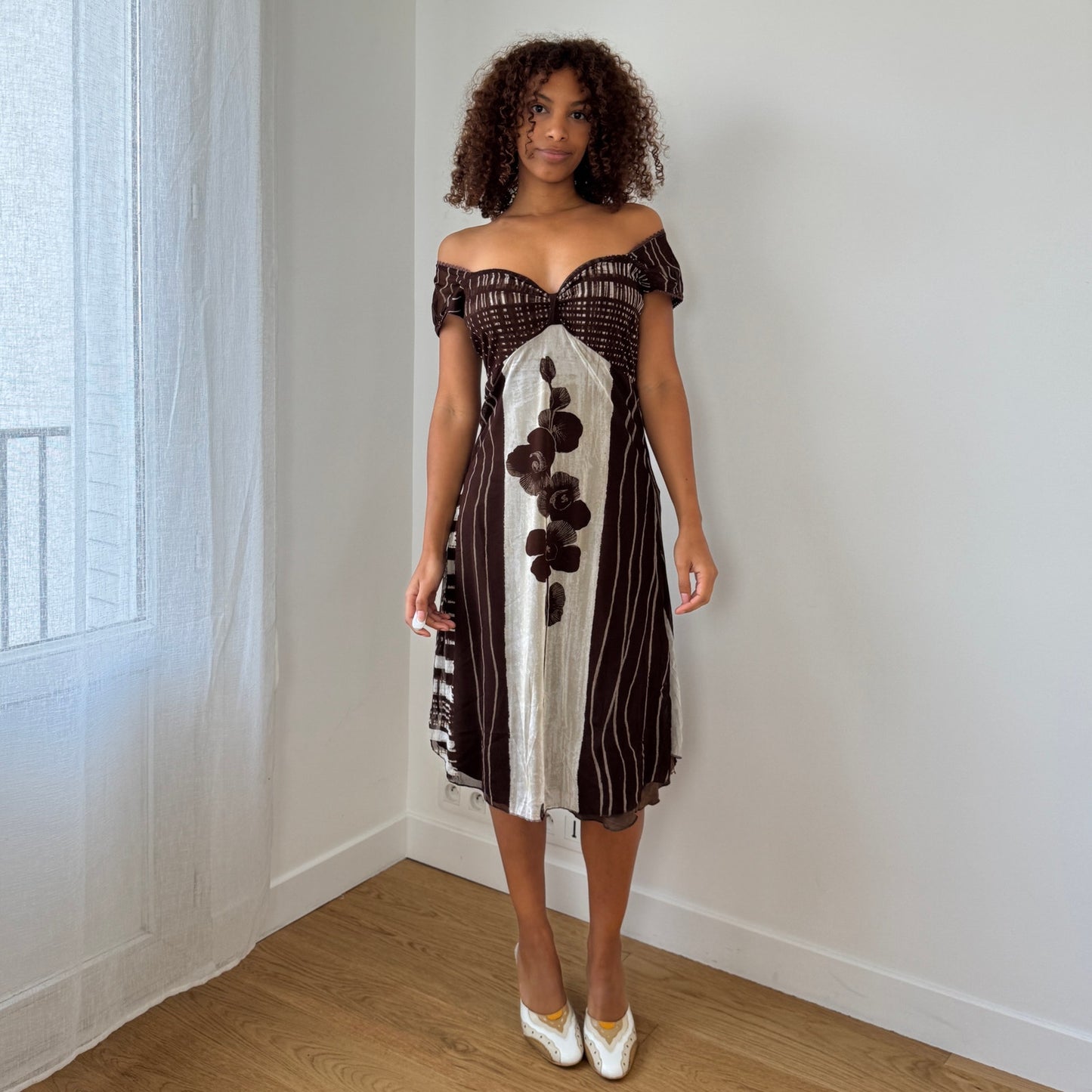 Vintage Italian brown & cream off-shoulder midi dress (S/M)