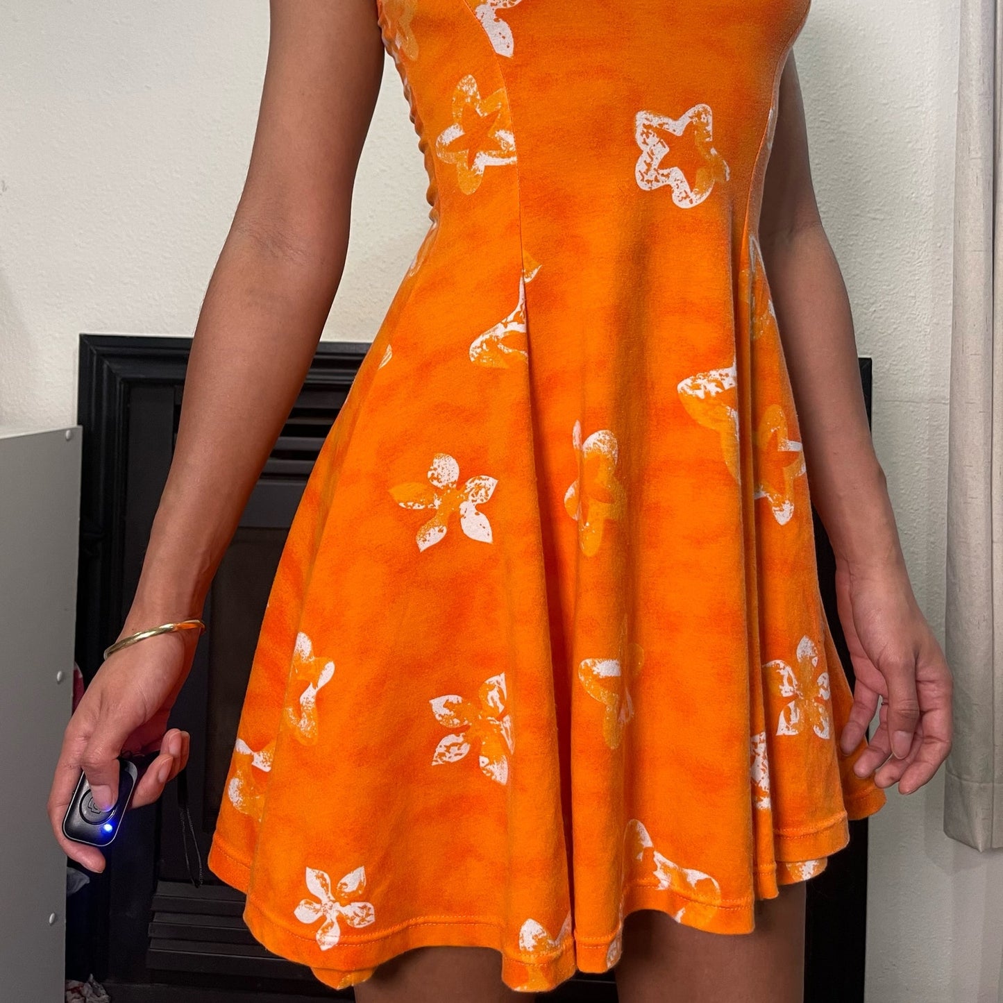 Sourced in Italy - Vintage 90s euro orange floral print mini dress (XS) summer