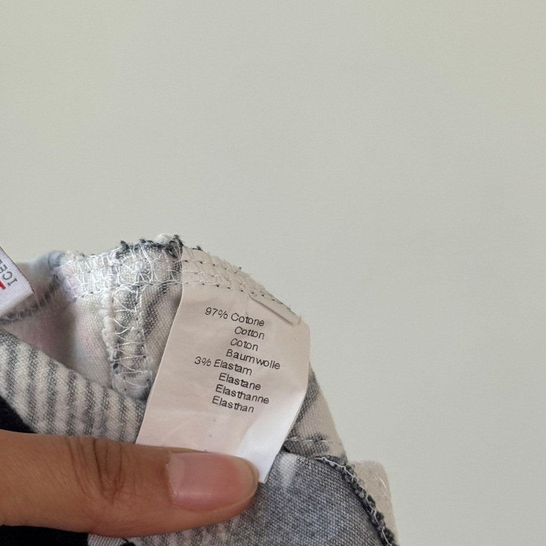 Iceberg Comic Print Denim Mini Skirt (XS/S)