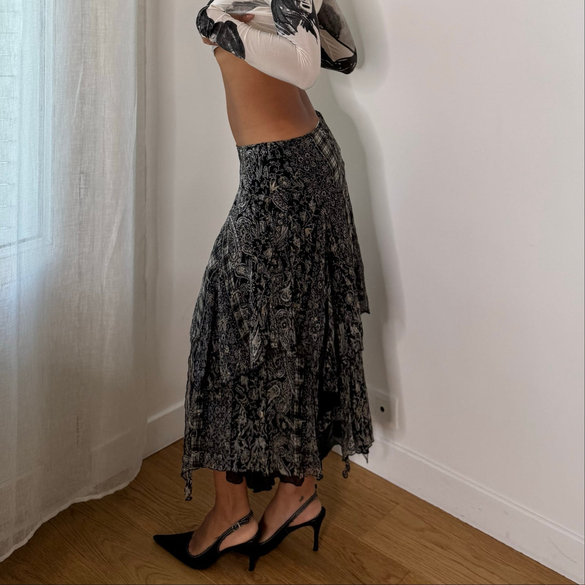 Italian Vintage Black Beige Paisley 100% Silk Mesh Asymmetric Handkerchief Maxi Skirt