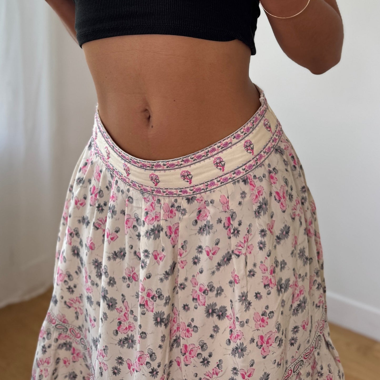 Vintage Cream Floral Silk Tiered Skirt Embroidered Beaded Waistband Y2K (XS/S)