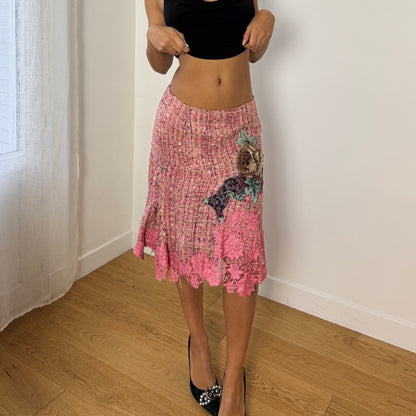 Vintage Italian pink textured tweed midi skirt with floral applique lace hem (S)
