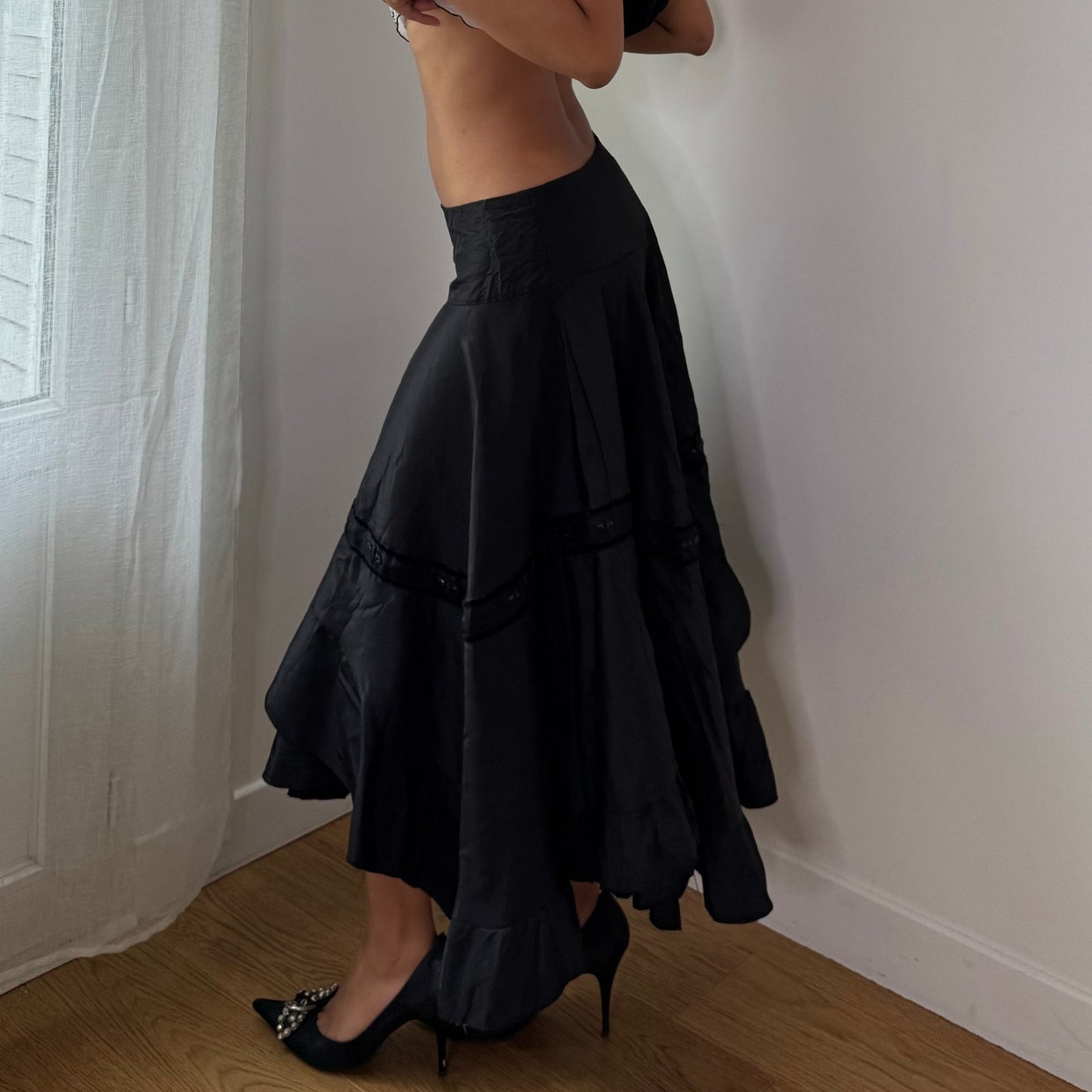 Vintage Black Tiered Midi Skirt Beaded Velvet Trim Italian Y2K (S)
